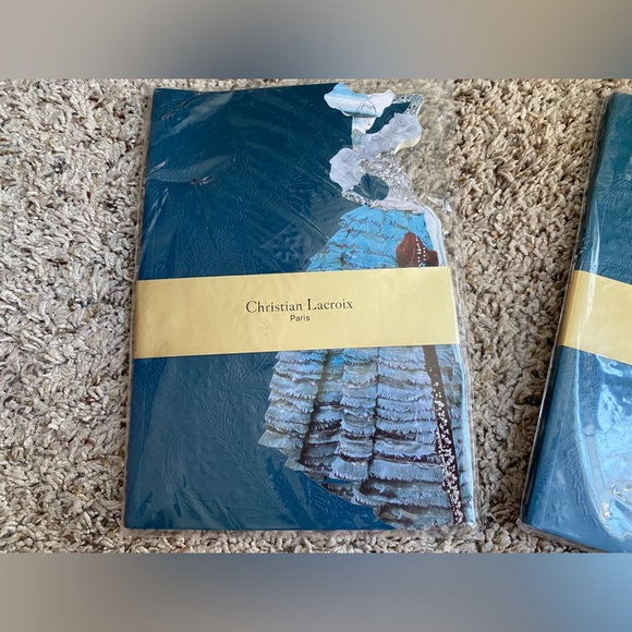 Christian Lacroix Paris Madone Atalante A5 8 X 6 Softcover Layflat Notebook NEW - Picture 2 of 5